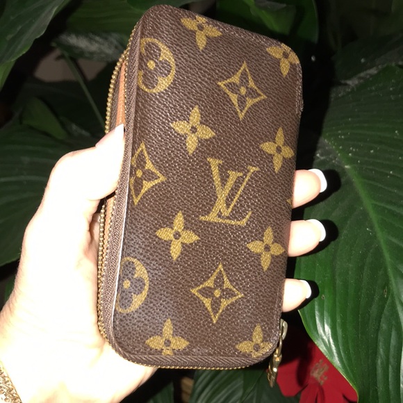 Vintage Louis Vuitton Key Pouch - Picture 6 of 11
